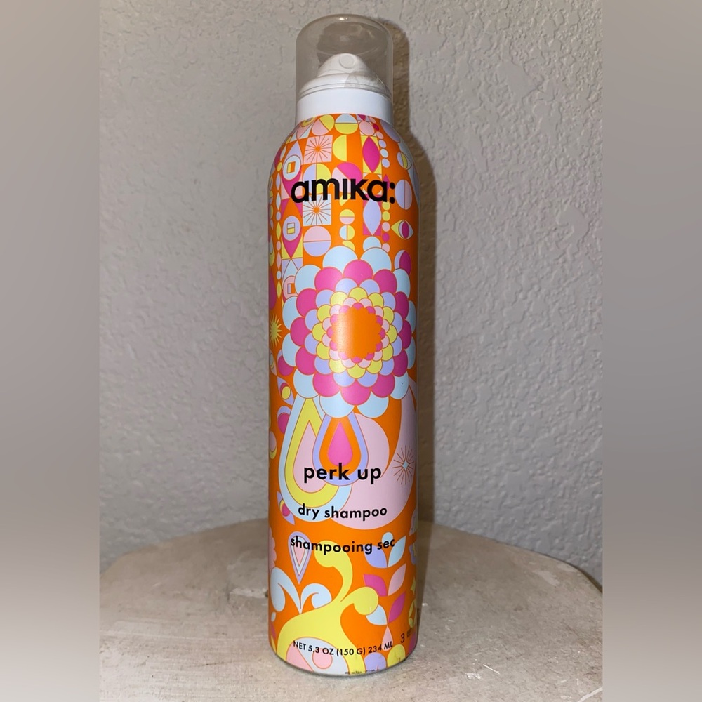 🌼🌸Amika Perk Up Dry Shampoo 5.3oz🌸🌼